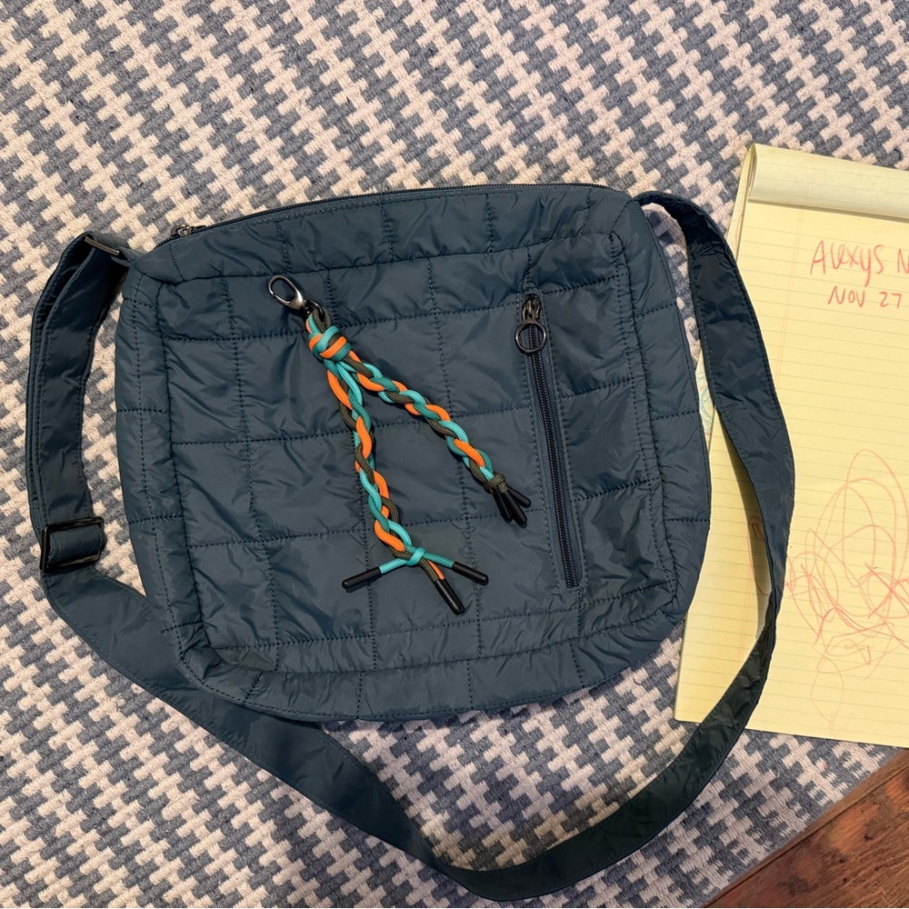 Rad Revolution Sea Cloud Bag